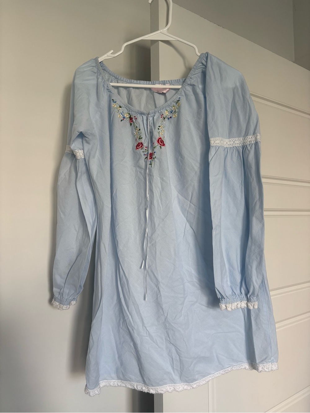 Vintage Light Blue Floral-Embroidered woman’s Dress